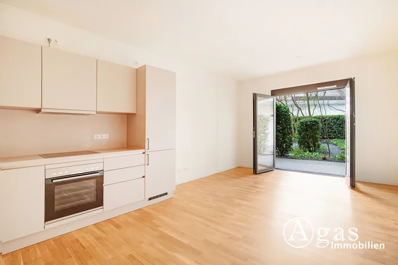 Gut geschnittene 2 Zimmer Erdgeschoss Wohnung mit ca. 52m², EBK und eigener Terrasse in Berlin-Mitte — photo 1